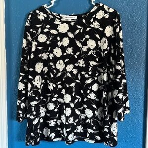 Emily Daniels women top size PXL